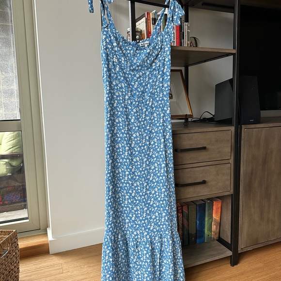 Reformation Nikita Blue and White Floral Dress - Picture 2 of 5